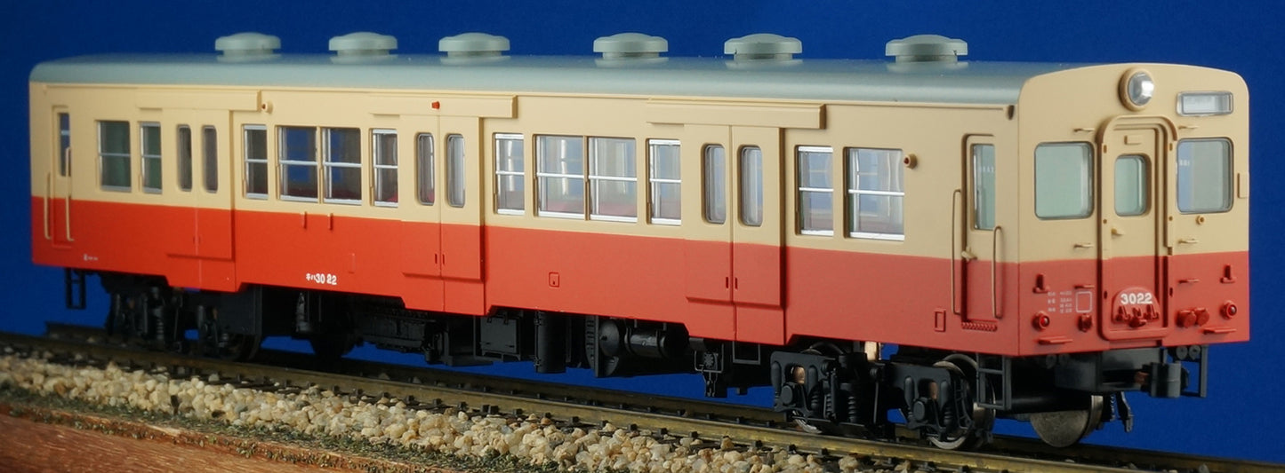 JNR-DMU-Kiha30,un-powered,Painted(vermilion, cream)