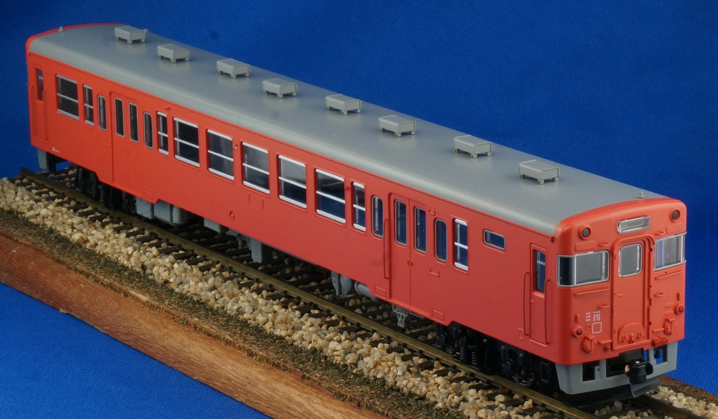 JNR-DMU-Kiha23,Unpowered,Painted(red)